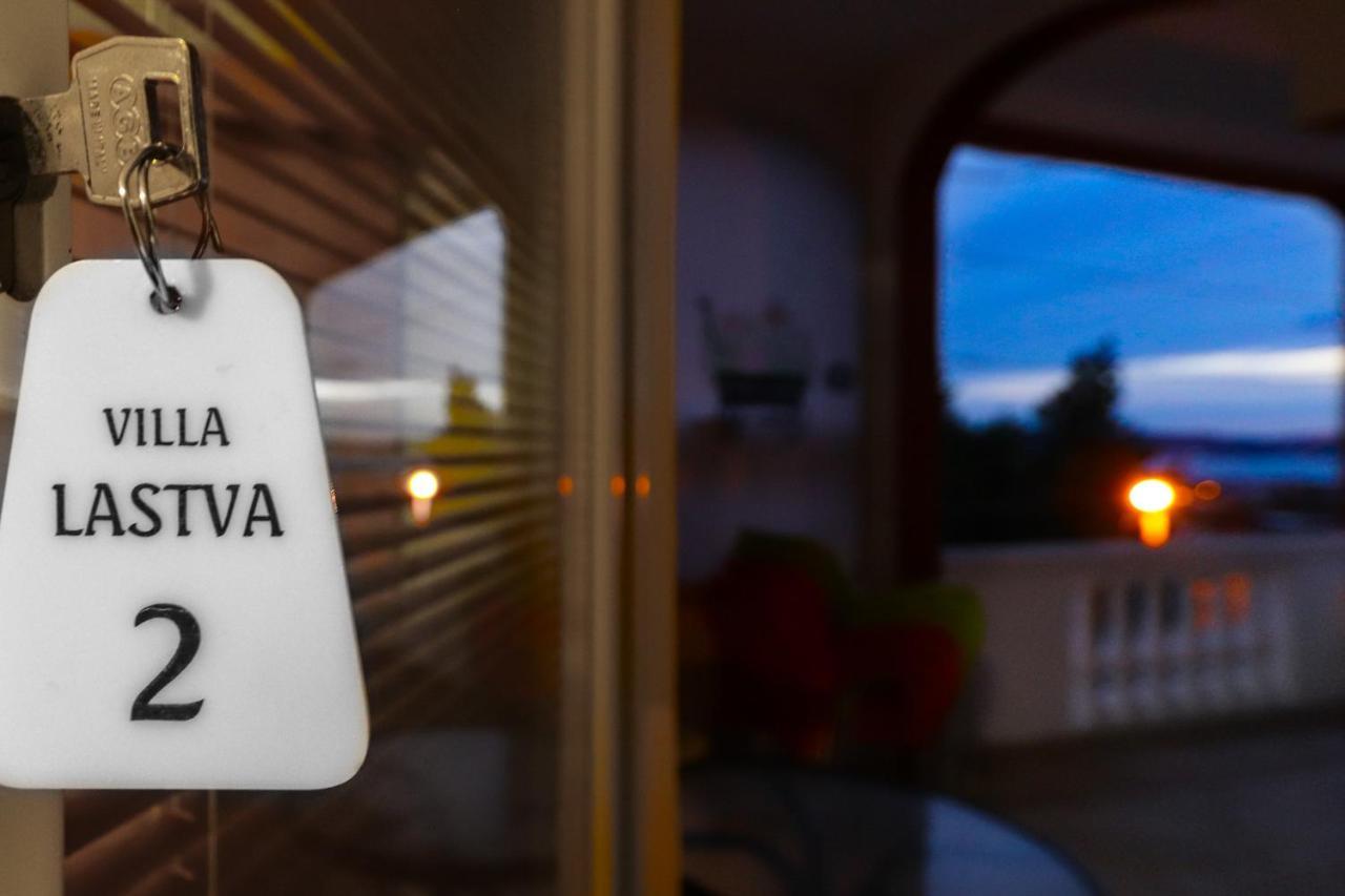 Villa Lastva Apartments تيفات الغرفة الصورة